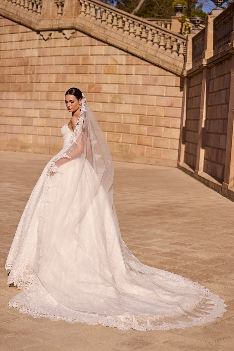 Veni Infantino Bridal - 63191 Holise – All About Eve Bridalwear