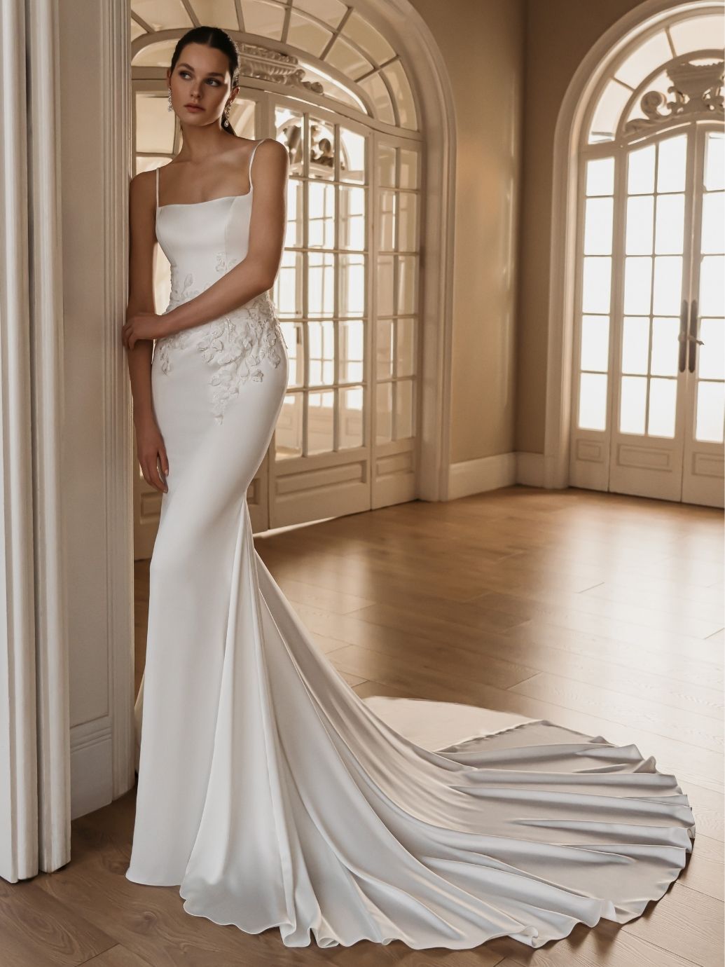 Elysee - Hilary
