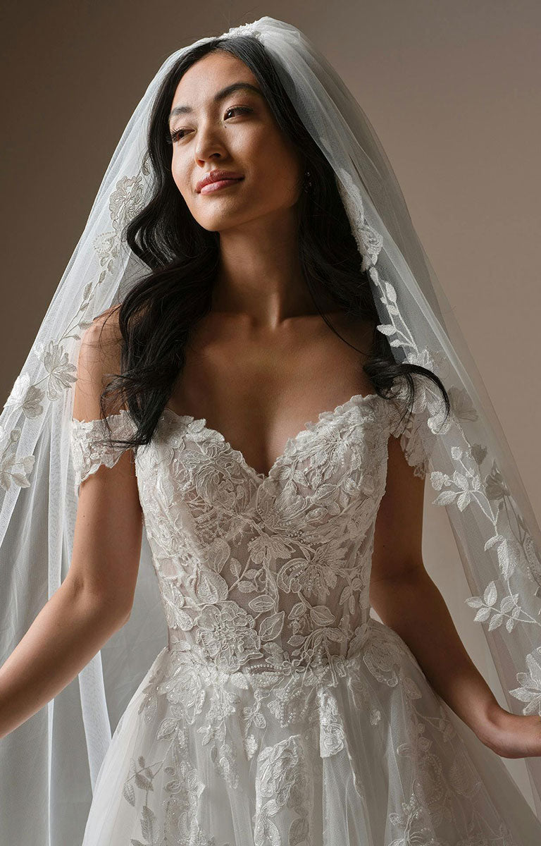 maggie sottero a line wedding dresses us-6-instock The illusion bodice features NUMPH Criss Cross Backless Size:XXLARGE
